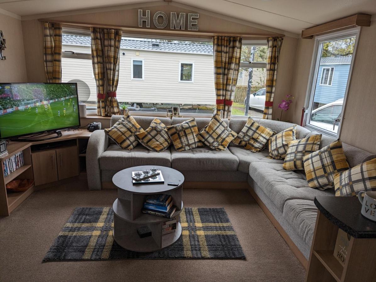 Haggerston Castle 3 Bedroom Deluxe Holiday Home Cheswick  Exterior foto